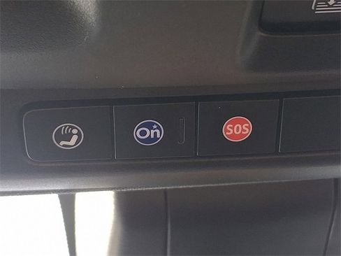 Used 2021 Chevrolet Tahoe High Country w/ Premium Package image 25