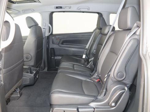 Used 2023 Honda Odyssey EX-L image 43