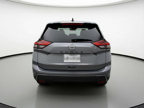 Used 2025 Nissan Rogue SV FWD image 7