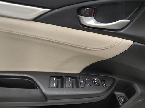 Used 2018 Honda Civic EX-T image 27