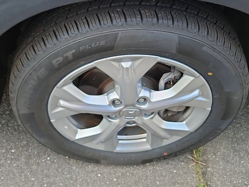 Used 2023 Honda HR-V LX image 9