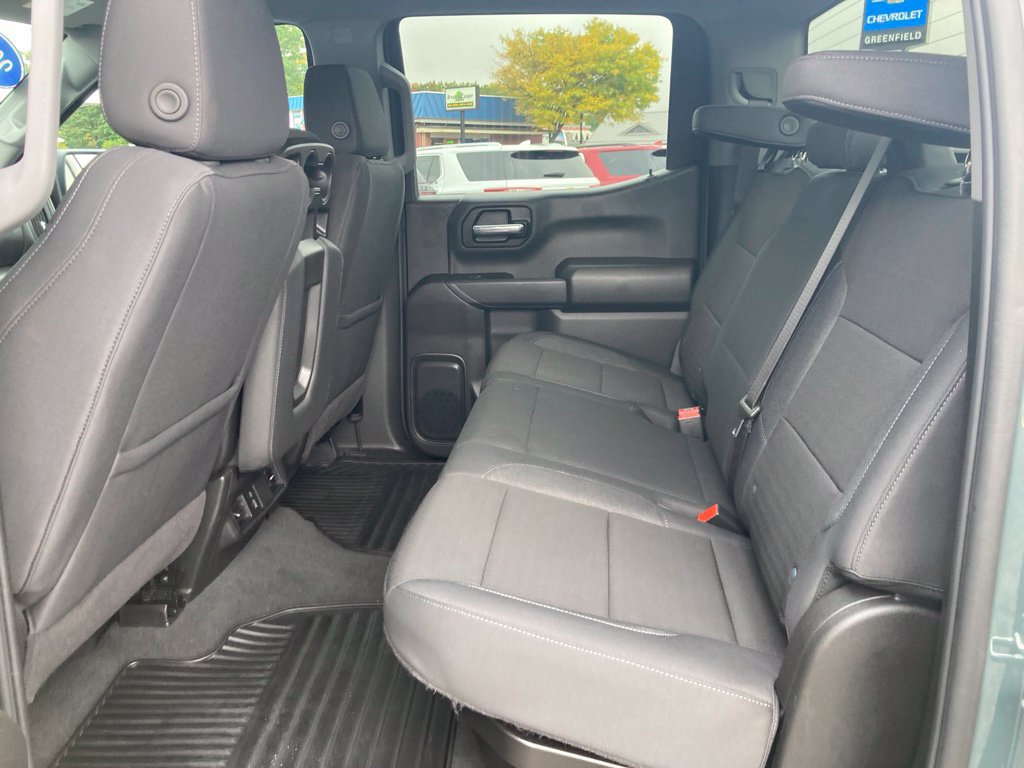 Used 2025 Chevrolet Silverado 1500 Custom Trail Boss AWD/4WD image 20