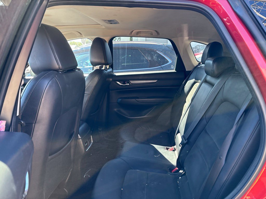 Used 2018 MAZDA CX-5 Touring w/ Preferred Equipment Package FWD image 11