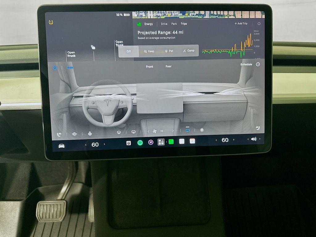 Used 2024 Tesla Model Y Long Range AWD/4WD image 21