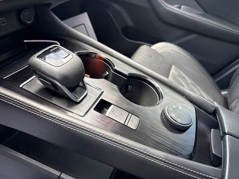 Used 2021 Nissan Rogue Platinum image 25