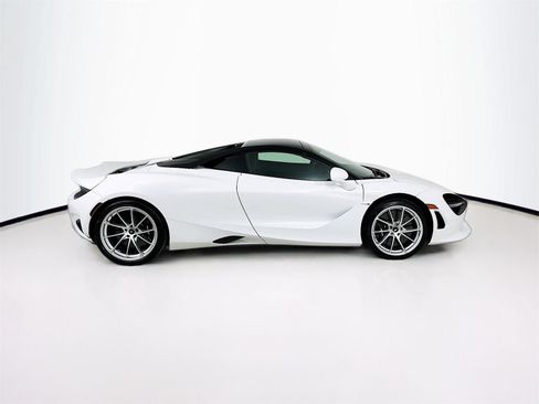 Used 2024 McLaren 750S Spider RWD image 3