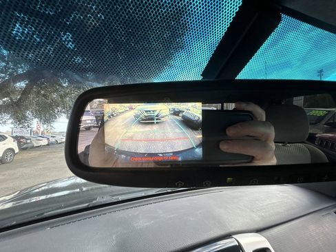 Used 2012 Toyota Tacoma PreRunner image 18