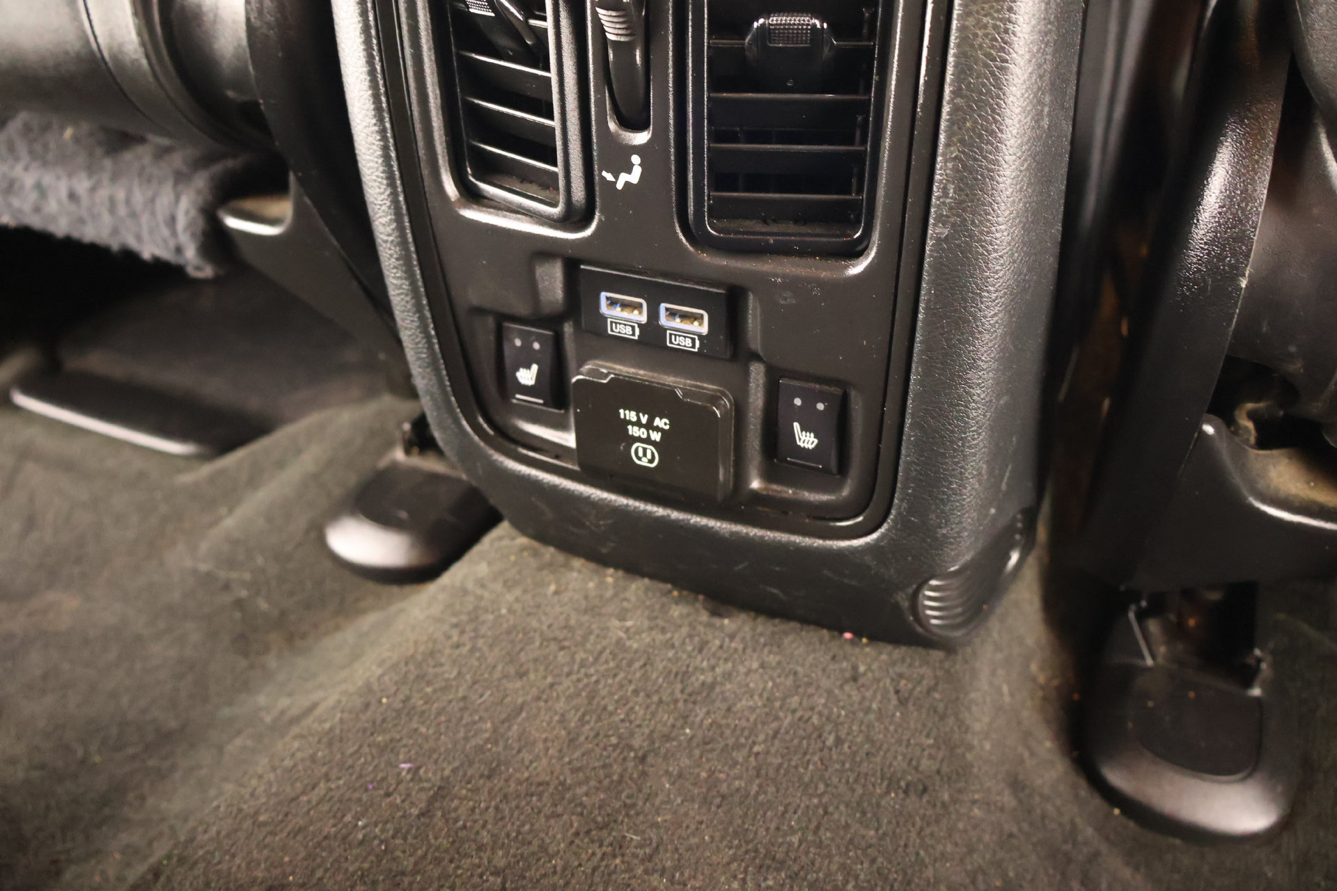 Used 2022 Dodge Durango R/T RWD image 17