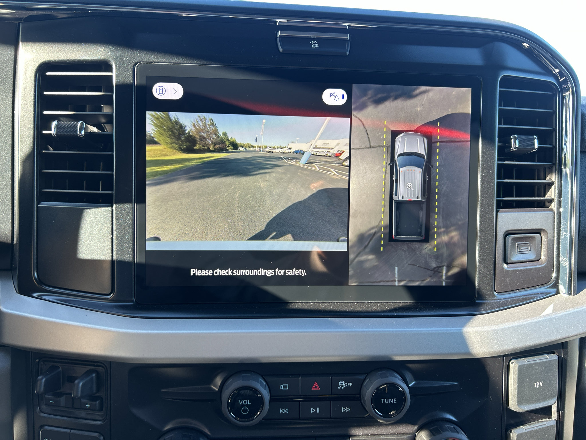New 2027 Ford F250 XLT w/ XLT Premium Package AWD/4WD image 25