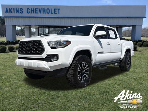 Used 2020 Toyota Tacoma TRD Sport w/ Technology Package image 1