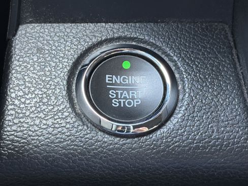 Used 2020 Ford Expedition XLT RWD image 17