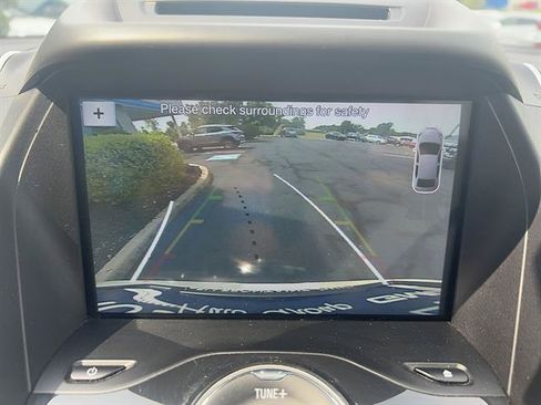Used 2017 Ford Escape Titanium FWD image 22
