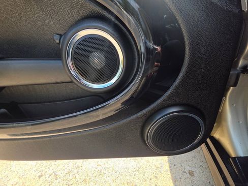 Used 2011 MINI Cooper Hardtop FWD image 19