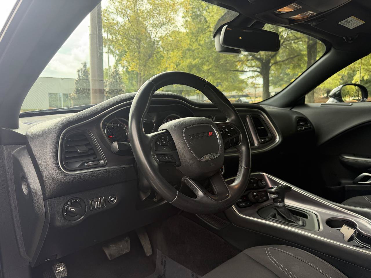 Used 2018 Dodge Challenger SXT RWD image 10