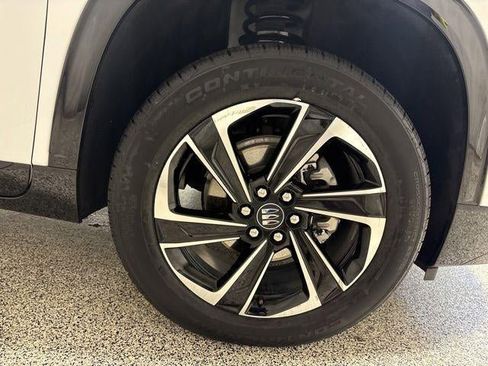 Used 2025 Buick Enclave Sport Touring image 32