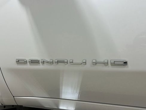 Used 2021 GMC Sierra 2500 Denali w/ Denali Ultimate Package AWD/4WD image 30