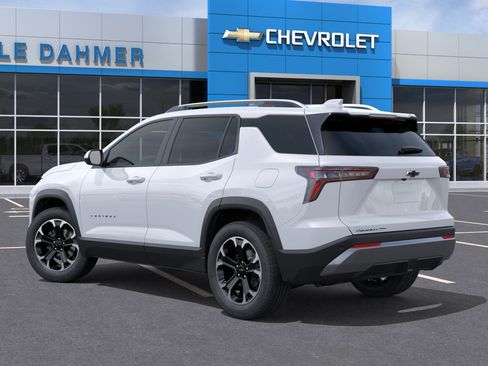 New 2026 Chevrolet Equinox LT AWD/4WD image 3