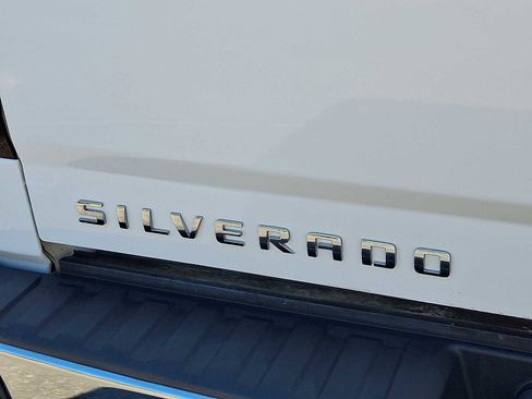 Used 2018 Chevrolet Silverado 1500 LT w/ All Star Edition image 30