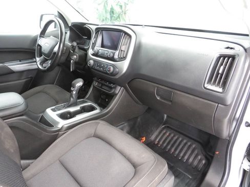 Used 2022 Chevrolet Colorado LT w/ Fleet Safety Package RWD image 9