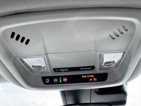 Used 2024 Chevrolet Malibu LT FWD image 22