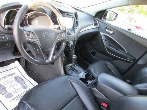 Used 2015 Hyundai Santa Fe Sport 2.0T w/ Option Group 05 AWD/4WD image 15