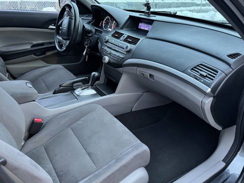 Used 2011 Honda Accord LX image 6