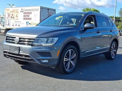 Used 2019 Volkswagen Tiguan SEL w/ 3rd Row Seat Package AWD/4WD image 6