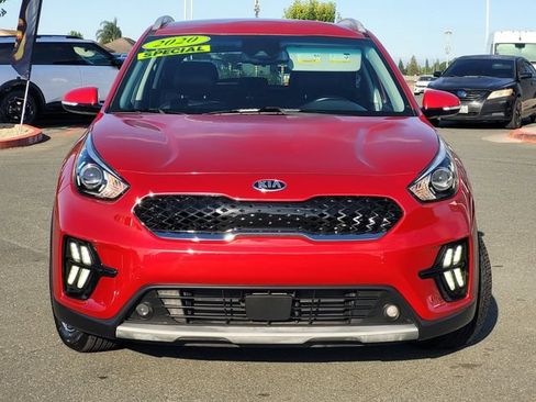 Used 2020 Kia Niro EX FWD image 2