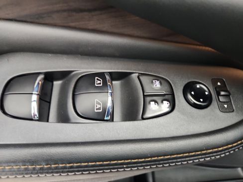 Used 2022 Nissan Murano Platinum w/ Cargo Package image 10