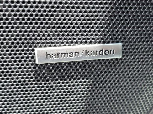 Used 2023 Subaru Ascent Touring image 8