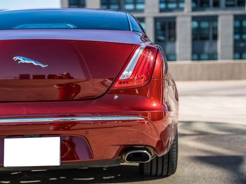 Used 2012 Jaguar XJ RWD image 83