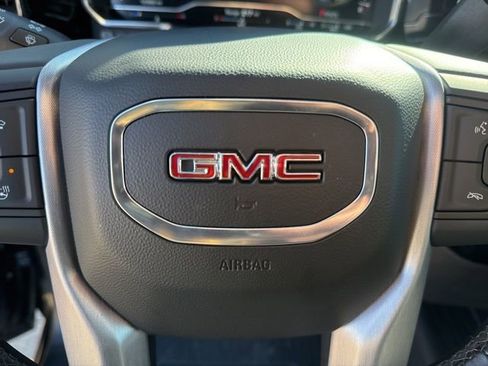 Used 2023 GMC Sierra 1500 SLT image 23