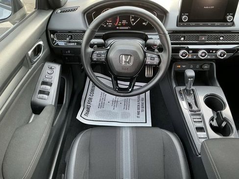 Used 2025 Honda Civic Sport image 12