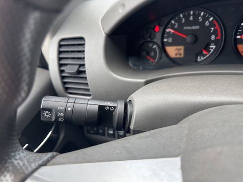 Used 2019 Nissan Frontier SV image 32