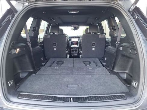 Used 2024 Jeep Grand Cherokee L Limited w/ Luxury Tech Group II image 32