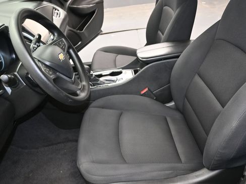 Used 2022 Chevrolet Malibu LT FWD image 15