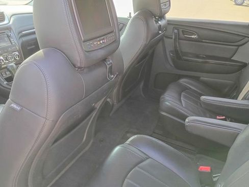 Used 2016 Chevrolet Traverse LTZ image 14