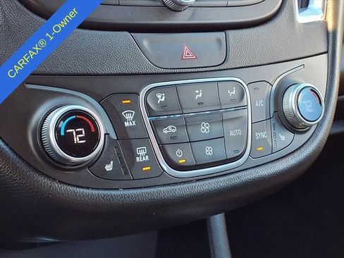 Used 2018 Chevrolet Malibu Hybrid w/ Leather Package image 27