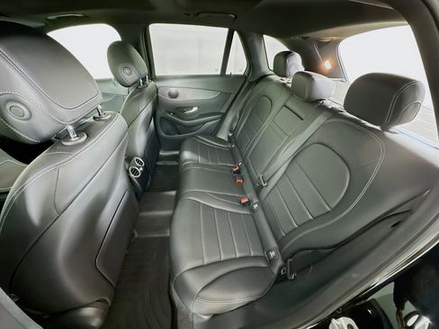 Used 2022 Mercedes-Benz GLC 300 4MATIC w/ Premium Package Lite image 28