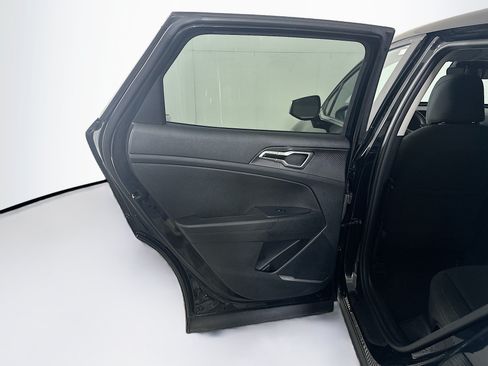 Used 2025 Kia Sportage LX FWD image 26