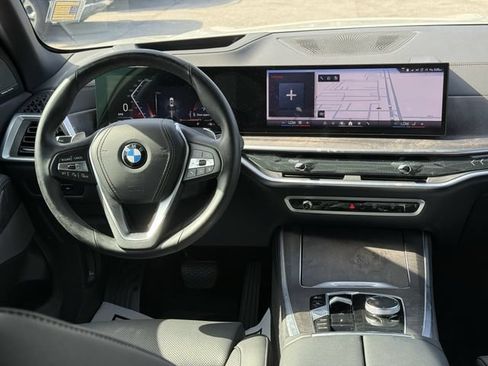 Used 2024 BMW X5 sDrive40i w/ Premium Package RWD image 22