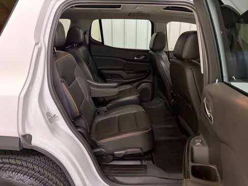 Used 2022 GMC Acadia AT4 w/ GMC Pro Grade Package AWD/4WD image 22