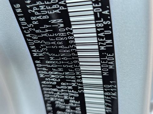 Used 2026 Toyota Corolla LE image 22