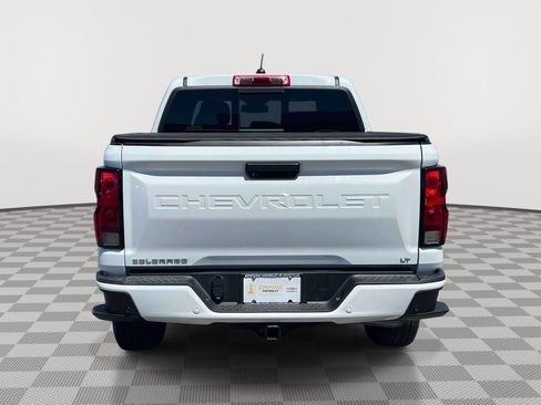 Used 2023 Chevrolet Colorado LT w/ LT Convenience Package II AWD/4WD image 6