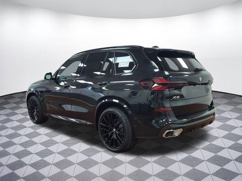 Used 2026 BMW X5 xDrive40i w/ M Sport Package image 3