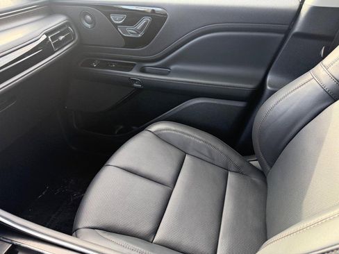 New 2026 Lincoln Aviator Reserve w/ Jet Appearance Package image 15