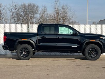 New 2026 GMC Canyon Elevation w/ Convenience Package