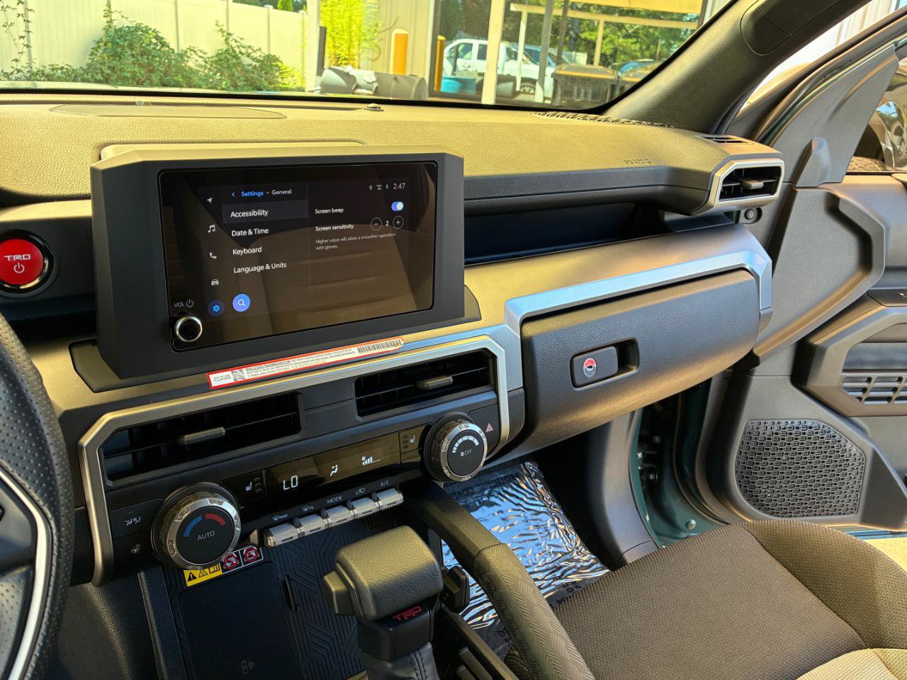 Used 2025 Toyota 4Runner TRD Off-Road AWD/4WD image 18