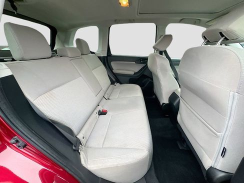 Used 2017 Subaru Forester 2.5i Premium image 36