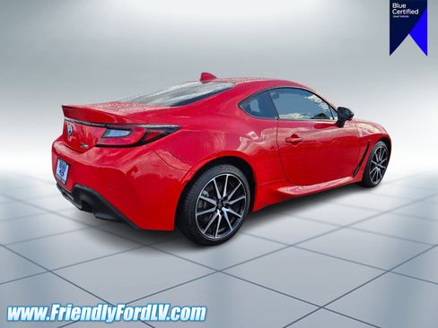 Used 2023 Toyota GR86 image 6